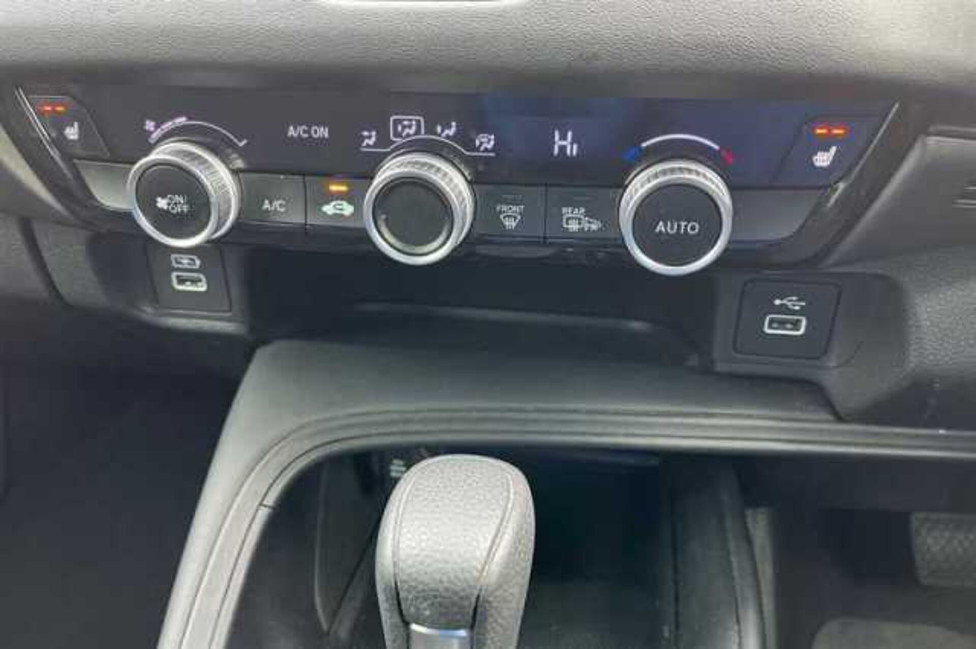 Honda HR-V Hybrid 1.5 EHEV ELEGANCE 5DR CVT 