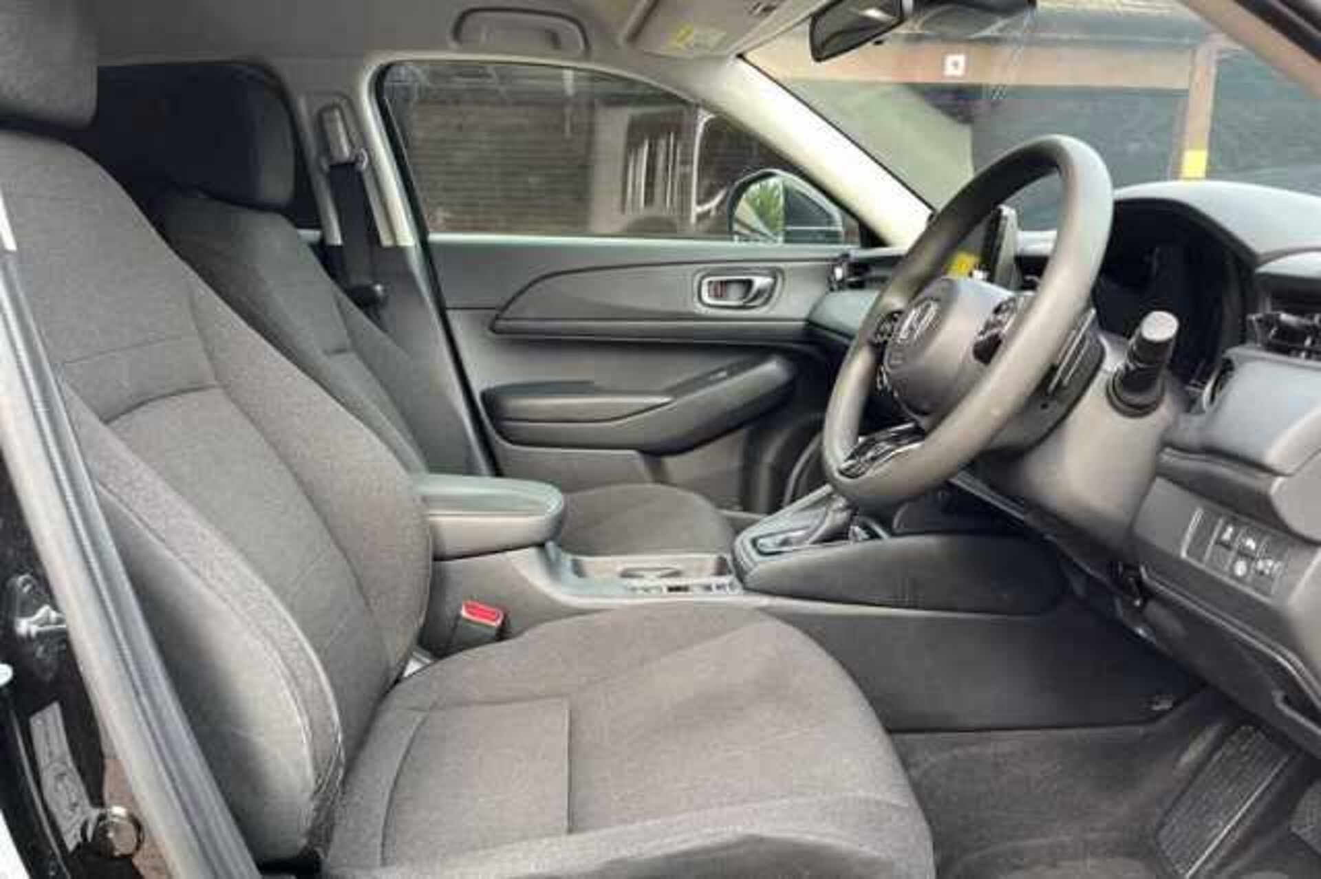 Honda HR-V Hybrid 1.5 EHEV ELEGANCE 5DR CVT 