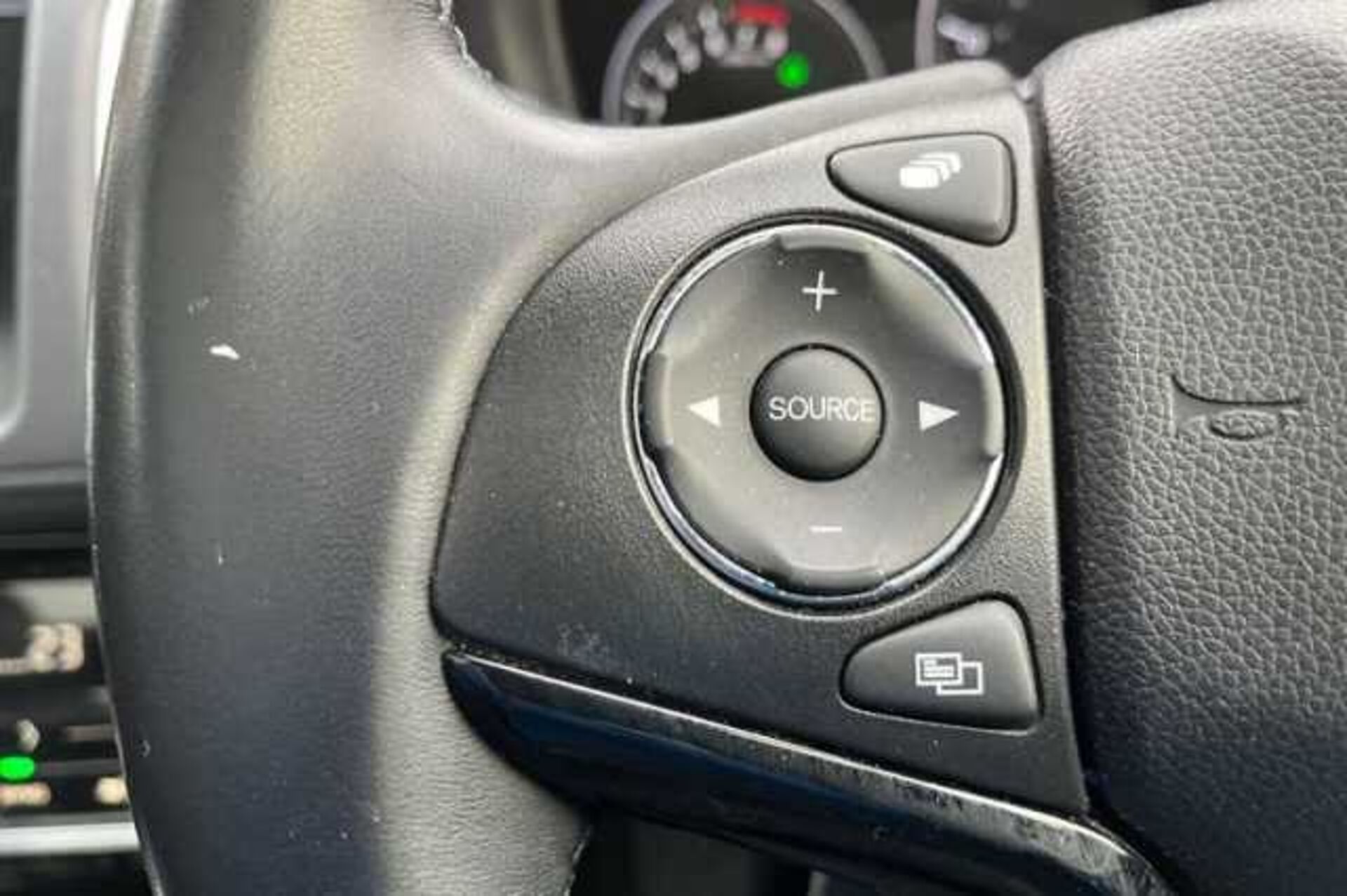 Honda HR-V 1.5 I-VTEC EX CVT 5DR 