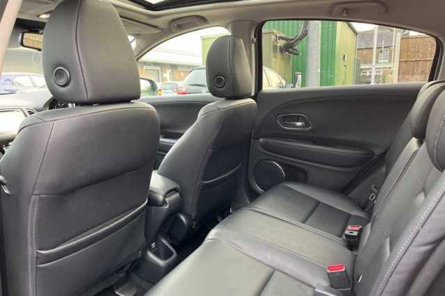 Honda HR-V 1.5 I-VTEC EX CVT 5DR 