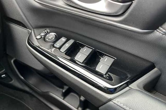 Honda CR-V Hybrid 2.0 I-MMD HYBRID SR 2WD 5DR ECVT 