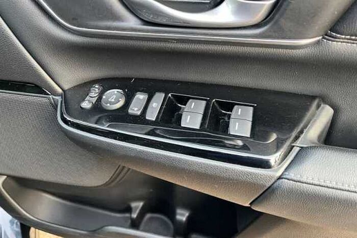 Honda CR-V Hybrid 2.0 I-MMD HYBRID SR 2WD 5DR ECVT 