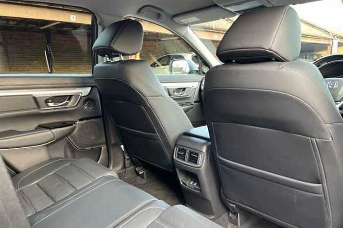 Honda CR-V Hybrid 2.0 I-MMD HYBRID SR 2WD 5DR ECVT 