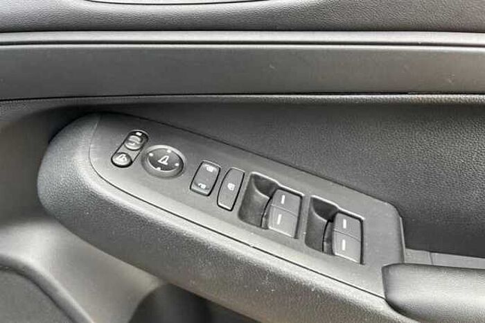 Honda HR-V Hybrid 1.5 EHEV ELEGANCE 5DR CVT 