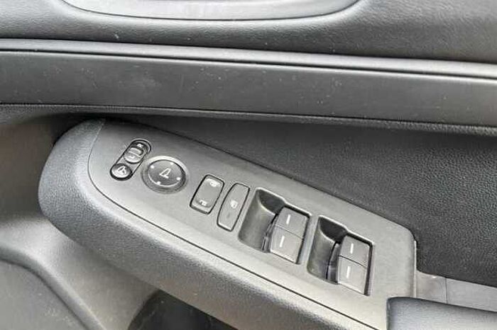 Honda HR-V Hybrid 1.5 EHEV ELEGANCE 5DR CVT 