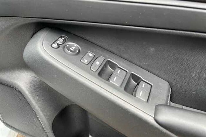 Honda HR-V Hybrid 1.5 eHEV Elegance 5dr CVT 