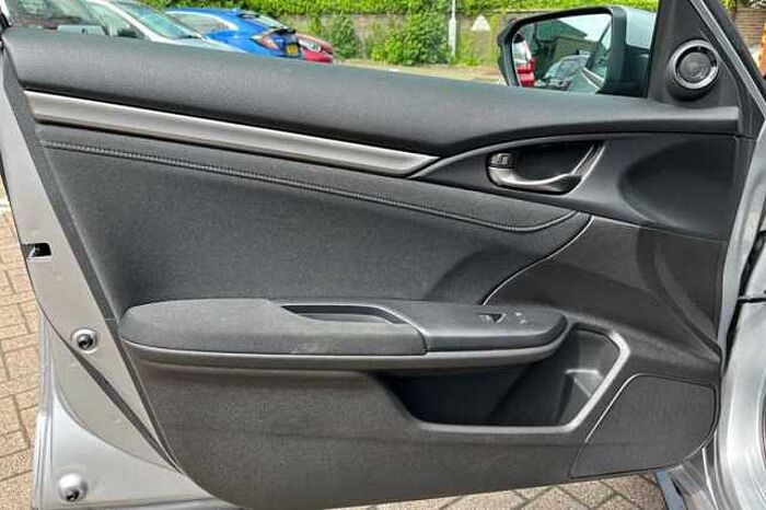 Honda Civic 1.5 VTEC Turbo Sport 5dr CVT 