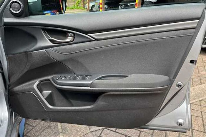 Honda Civic 1.5 VTEC Turbo Sport 5dr CVT 