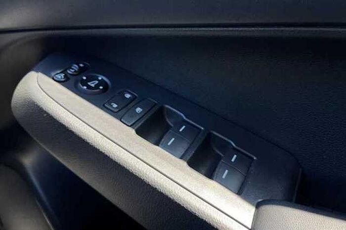 Honda HR-V Hybrid 1.5 eHEV Elegance 5dr CVT 