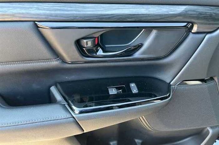Honda CR-V Hybrid 2.0 i-MMD Hybrid Sport Line 2WD 5dr eCVT 