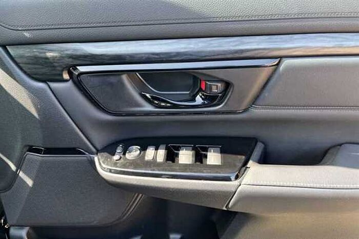 Honda CR-V Hybrid 2.0 i-MMD Hybrid Sport Line 2WD 5dr eCVT 