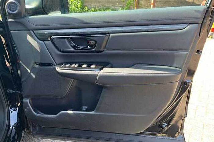 Honda CR-V Hybrid 2.0 i-MMD Hybrid Sport Line 2WD 5dr eCVT 