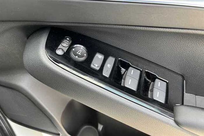 Honda HR-V Hybrid 1.5 eHEV Elegance 5dr CVT 