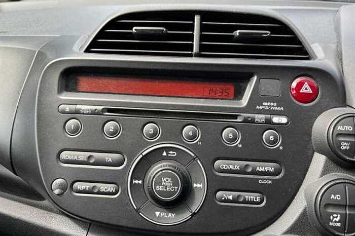 Honda Jazz 1.4 i-VTEC ES 5dr CVT 
