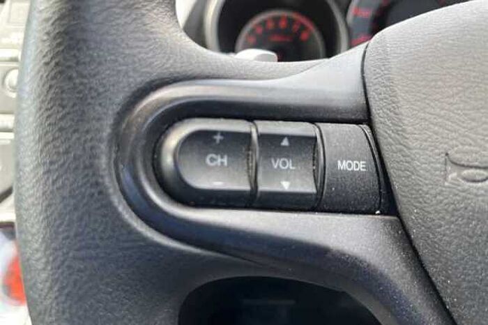 Honda Jazz 1.4 i-VTEC ES 5dr CVT 