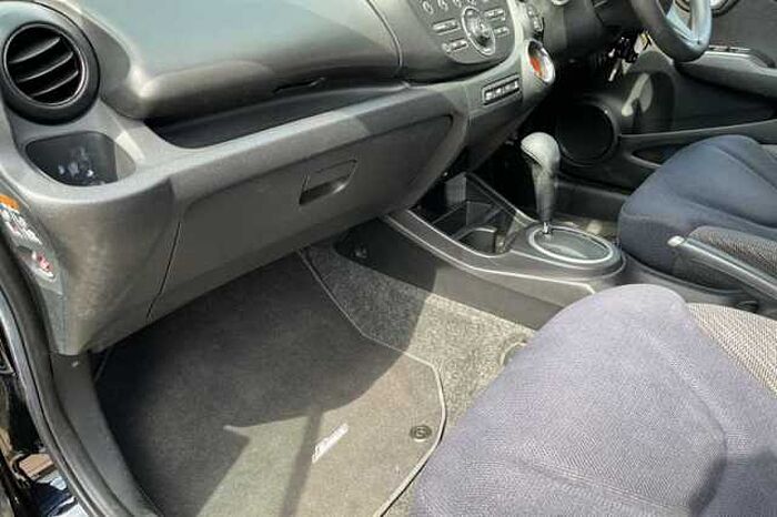 Honda Jazz 1.4 i-VTEC ES 5dr CVT 