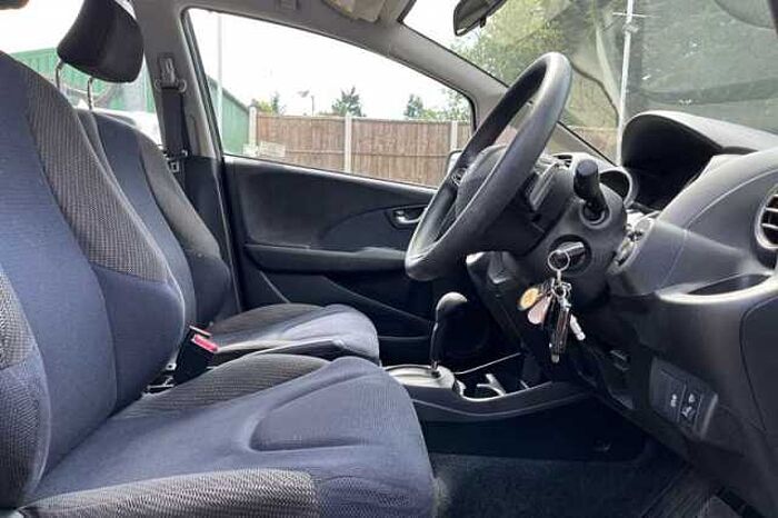 Honda Jazz 1.4 i-VTEC ES 5dr CVT 