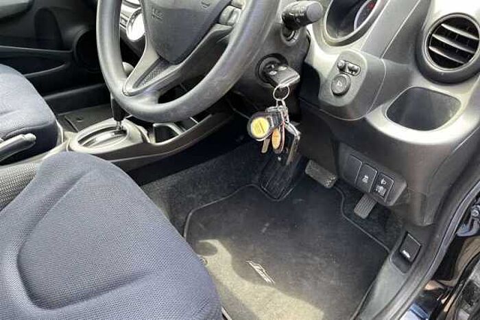 Honda Jazz 1.4 i-VTEC ES 5dr CVT 