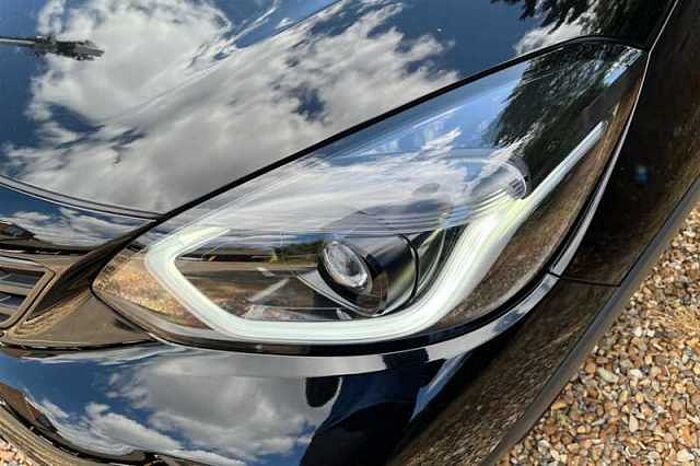 Honda Jazz Hybrid 1.5 i-MMD Hybrid Crosstar Advance 5dr eCVT 