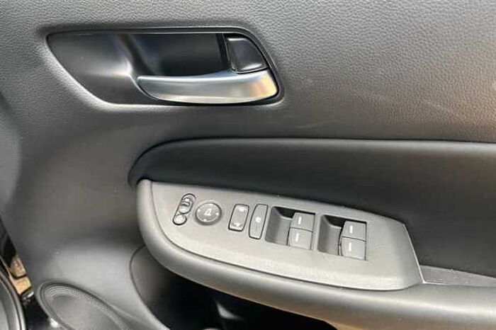 Honda Jazz Hybrid 1.5 i-MMD Hybrid Crosstar Advance 5dr eCVT 