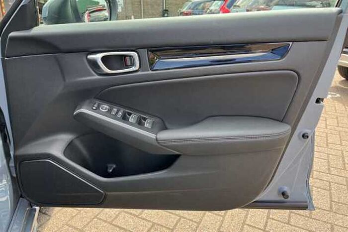 Honda Civic Hybrid 2.0 eHEV Advance 5dr CVT 