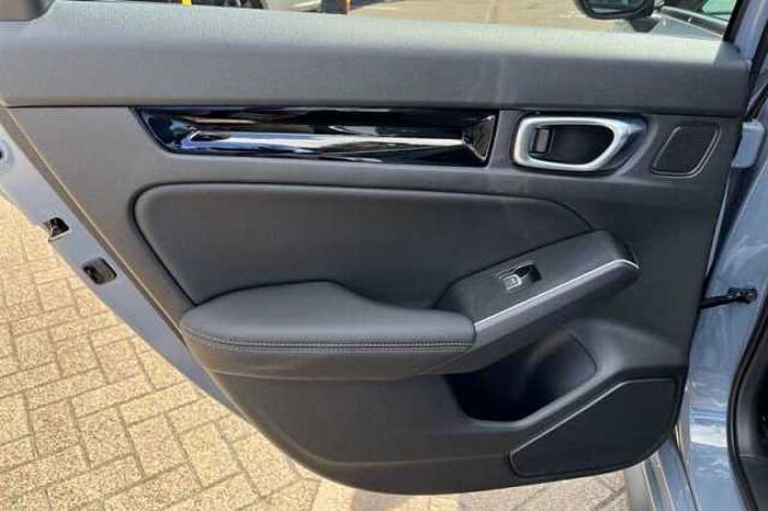 Honda Civic Hybrid 2.0 eHEV Advance 5dr CVT 