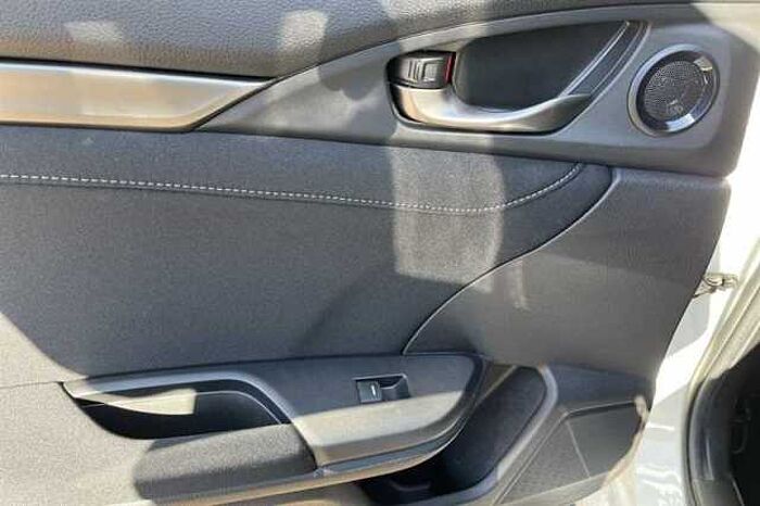 Honda Civic 1.5 VTEC Turbo Sport 5dr CVT 
