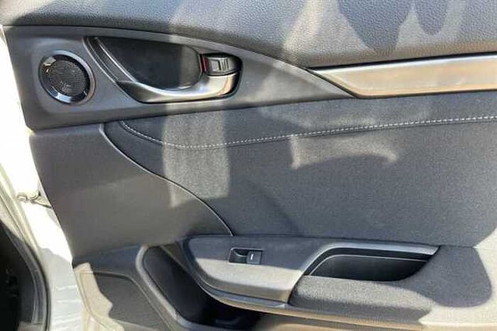 Honda Civic 1.5 VTEC Turbo Sport 5dr CVT 