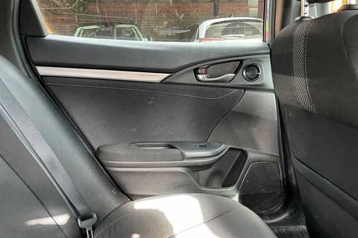 Honda Civic 1.0 VTEC Turbo 126 SR 5dr CVT 