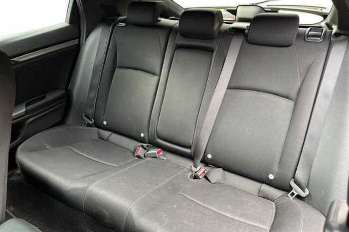 Honda Civic 1.0 VTEC Turbo 126 SR 5dr CVT 